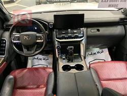 تۆیۆتا لاند کروزەر